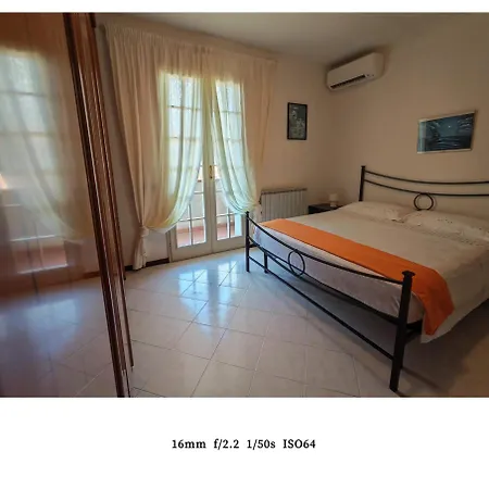 Casa Veronica Carrara
